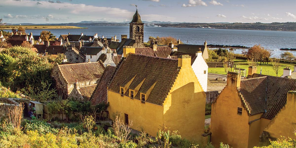 The old buildings and cobbled streets of the Royal Burgh of Culross create a fascinating time warp