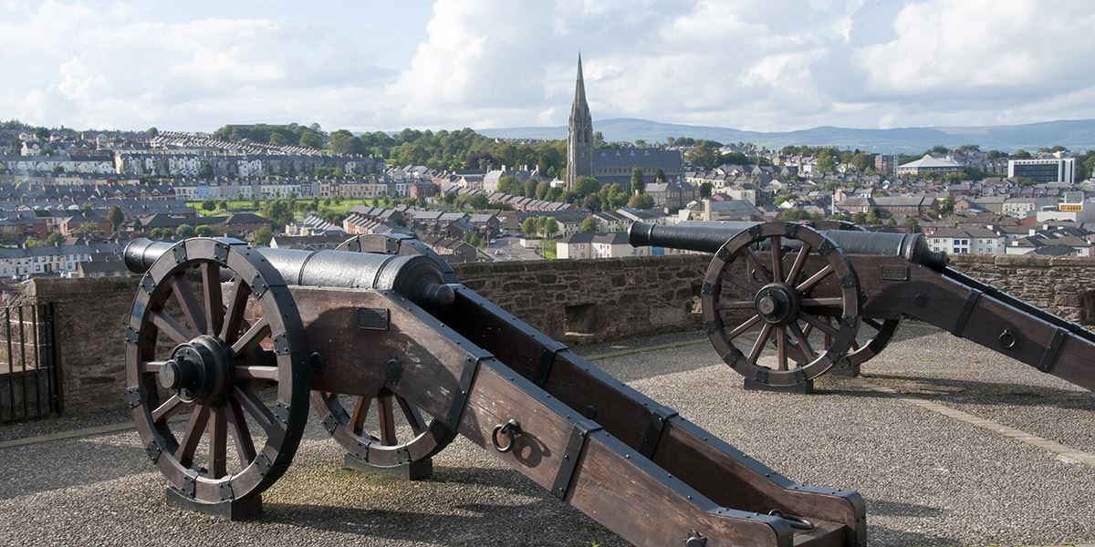 Old cannons in Derry History of Derry-Londonderry
