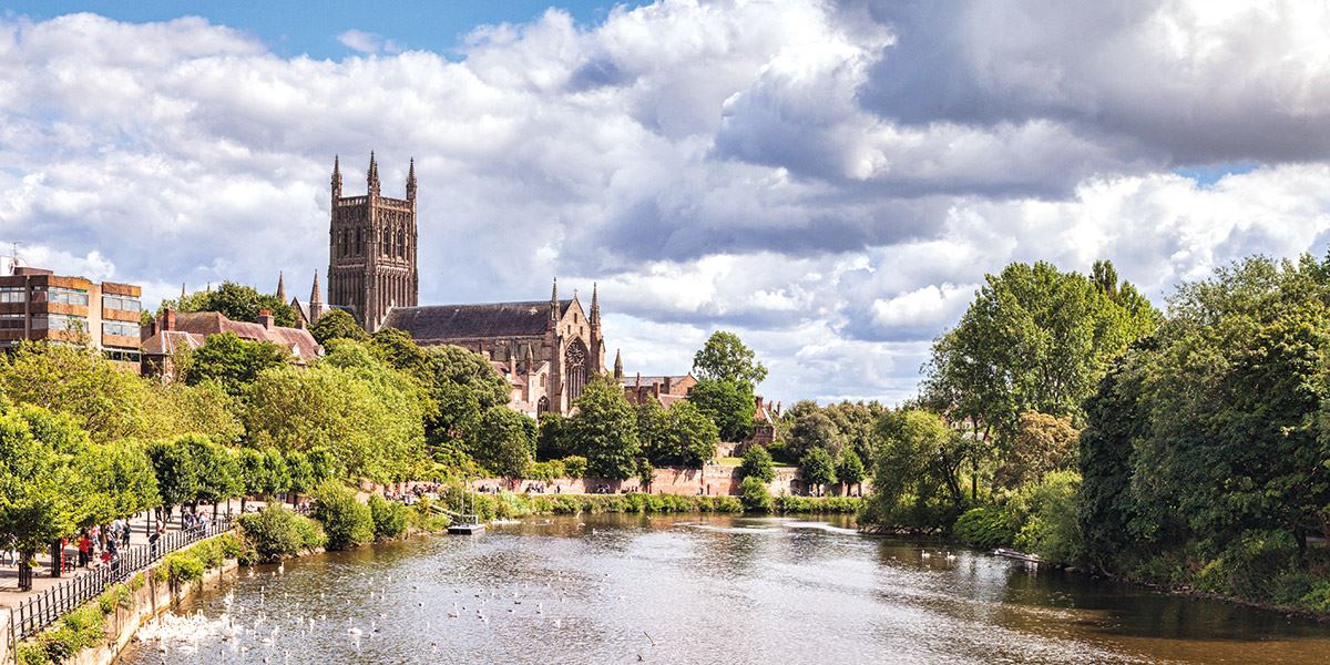 top-10-reasons-to-visit-worcestershire-kingfisher-visitor-guides