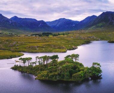 10 breathtaking regions you must visit in the UK and Ireland